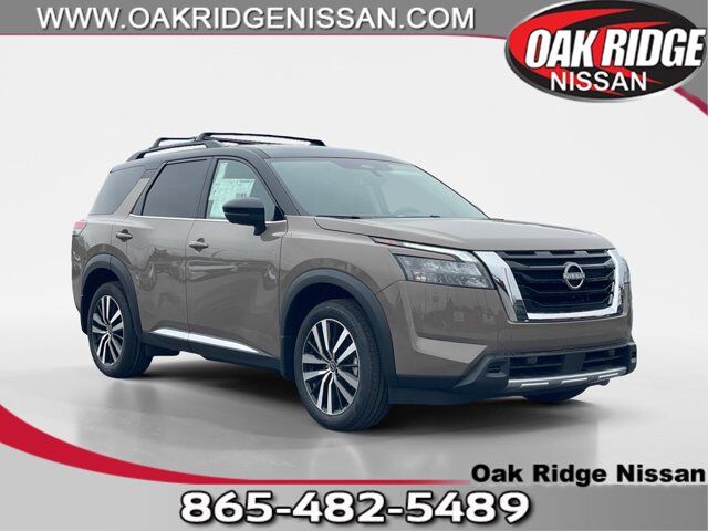 2025 Nissan Pathfinder Platinum Oak Ridge TN
