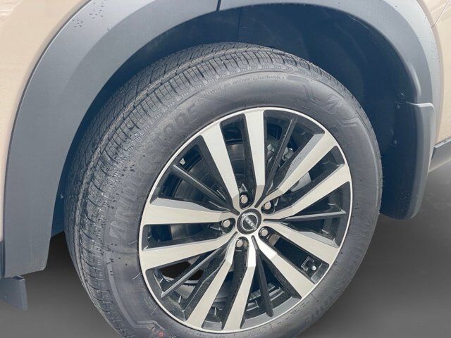 2025 Nissan Pathfinder Platinum Oak Ridge TN
