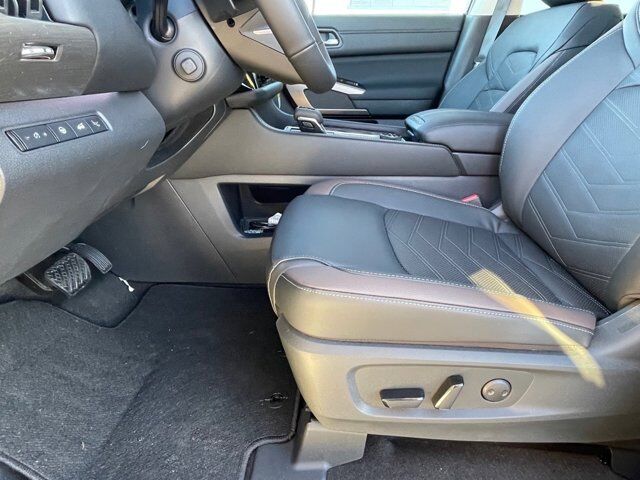 2025 Nissan Pathfinder Platinum Oak Ridge TN