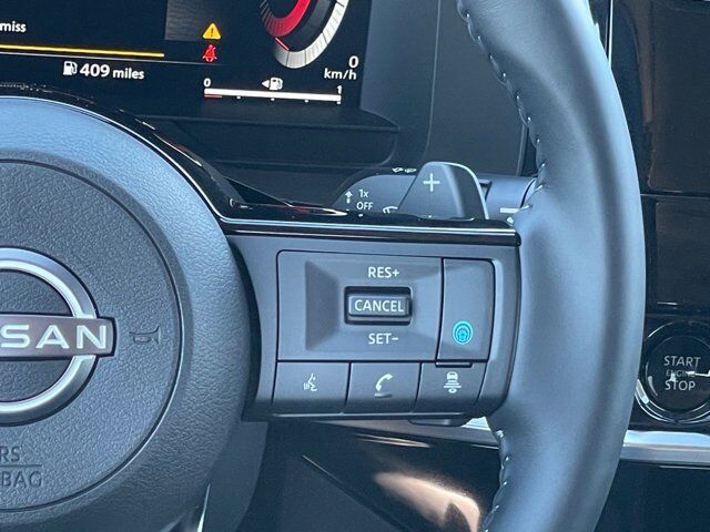 2025 Nissan Pathfinder Platinum Oak Ridge TN