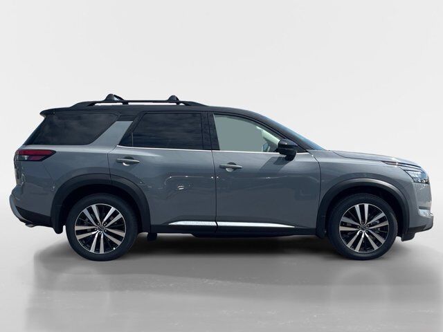 2025 Nissan Pathfinder Platinum Oak Ridge TN