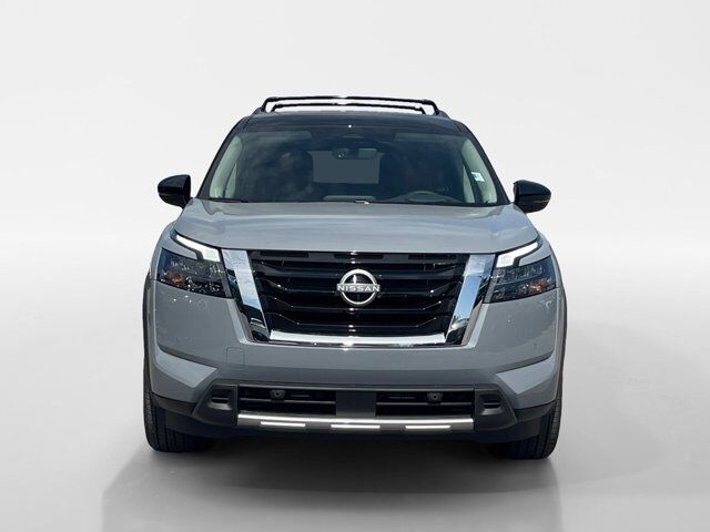 2025 Nissan Pathfinder Platinum Oak Ridge TN