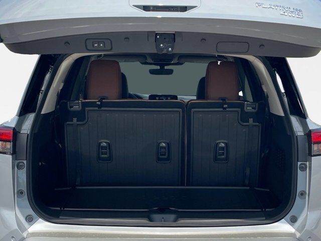 2025 Nissan Pathfinder Platinum Oak Ridge TN