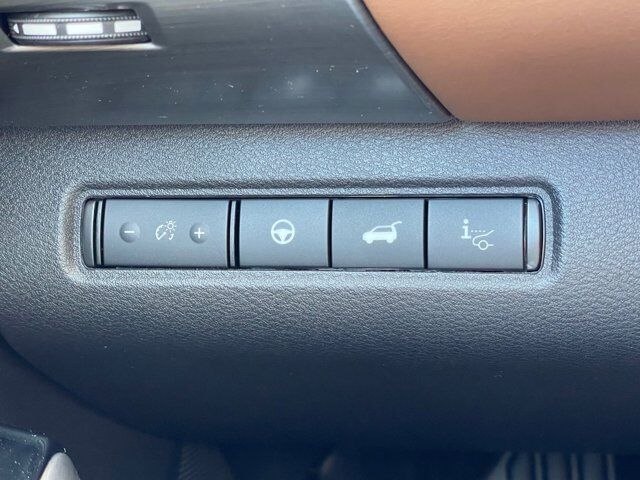 2025 Nissan Pathfinder Platinum Oak Ridge TN