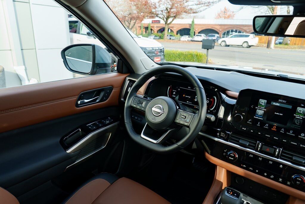 2025 Nissan Pathfinder Platinum Beaverton OR