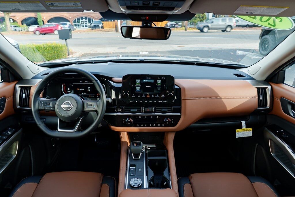 2025 Nissan Pathfinder Platinum Beaverton OR