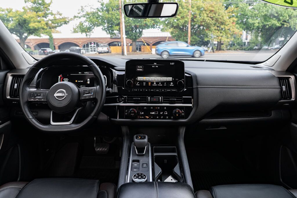 2025 Nissan Pathfinder Platinum Beaverton OR