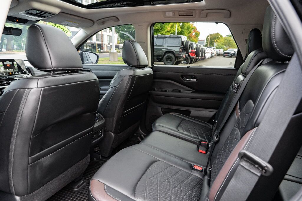 2025 Nissan Pathfinder Platinum Beaverton OR
