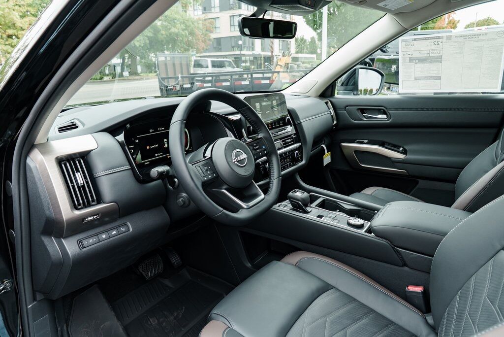 2025 Nissan Pathfinder Platinum Beaverton OR