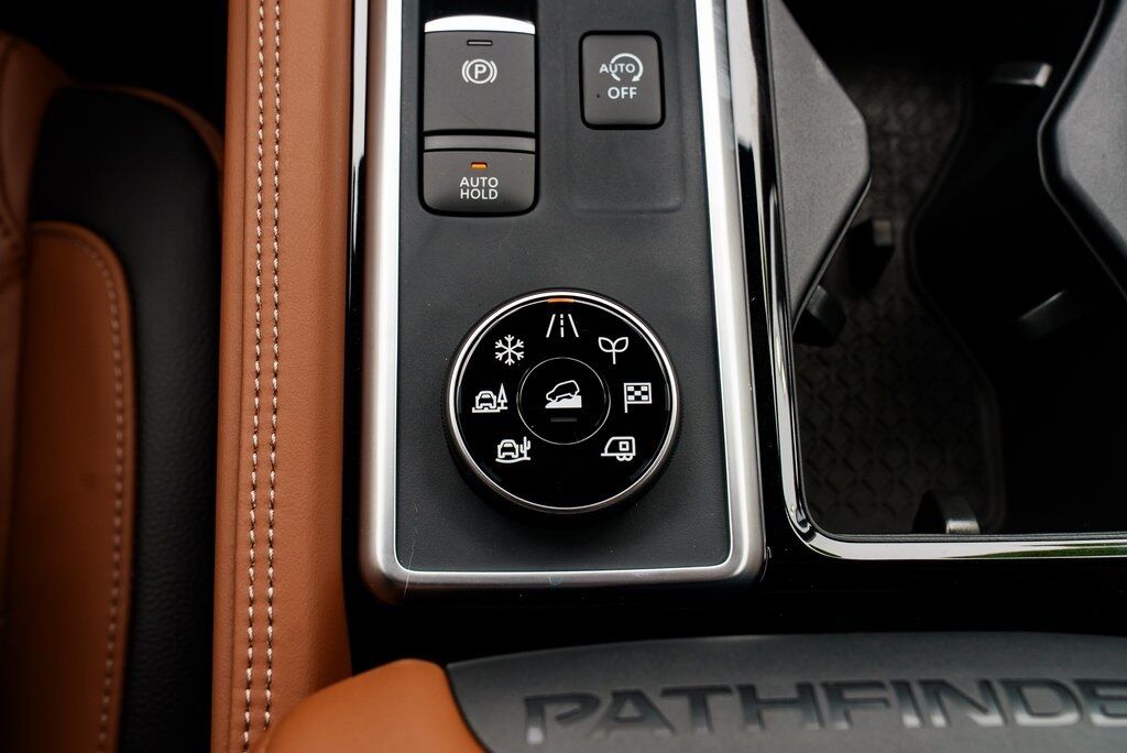 2025 Nissan Pathfinder Platinum Beaverton OR