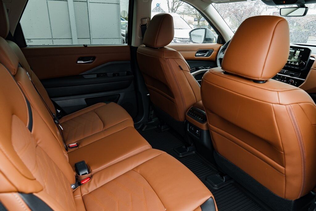2025 Nissan Pathfinder Platinum Beaverton OR