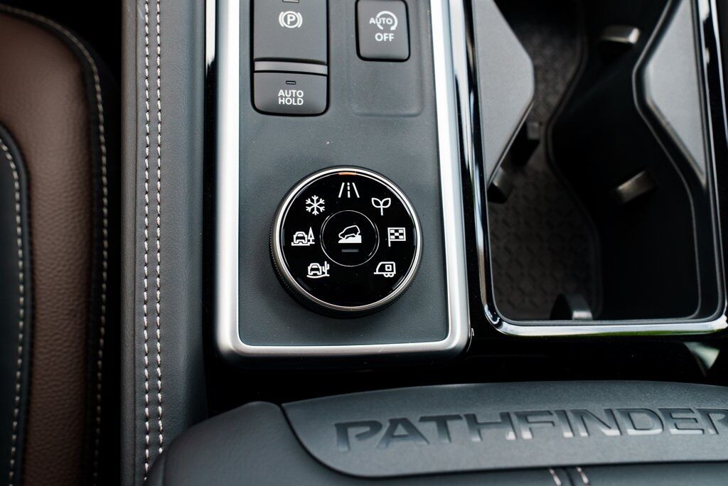 2025 Nissan Pathfinder Platinum Beaverton OR