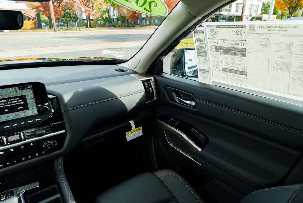 2025 Nissan Pathfinder Platinum Beaverton OR