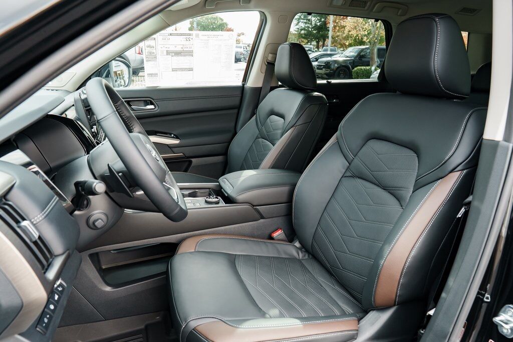 2025 Nissan Pathfinder Platinum Beaverton OR