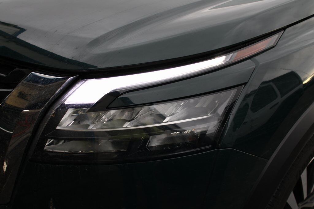 2025 Nissan Pathfinder Platinum Klamath Falls OR