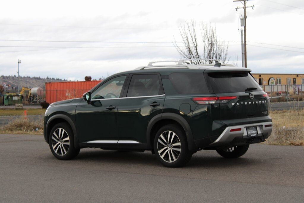 2025 Nissan Pathfinder Platinum Klamath Falls OR