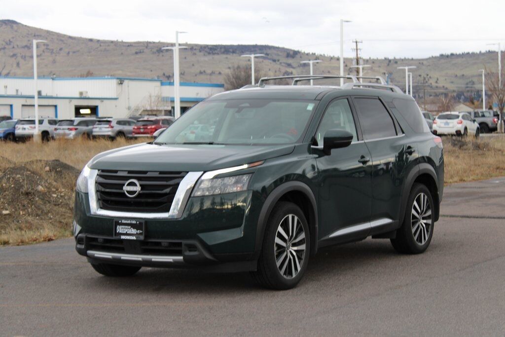 2025 Nissan Pathfinder Platinum Klamath Falls OR
