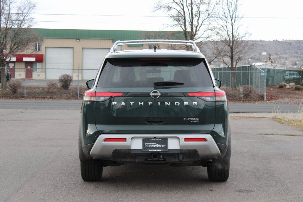 2025 Nissan Pathfinder Platinum Klamath Falls OR