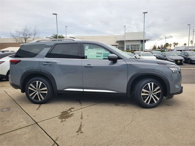 2025 Nissan Pathfinder Platinum Roseville CA