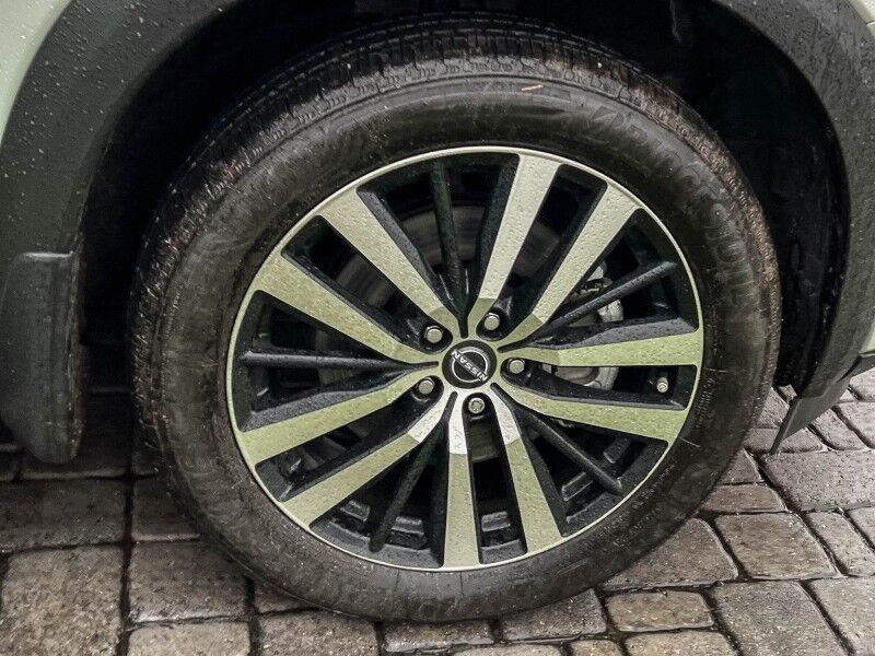 2025 Nissan Pathfinder Platinum Wilmington NC