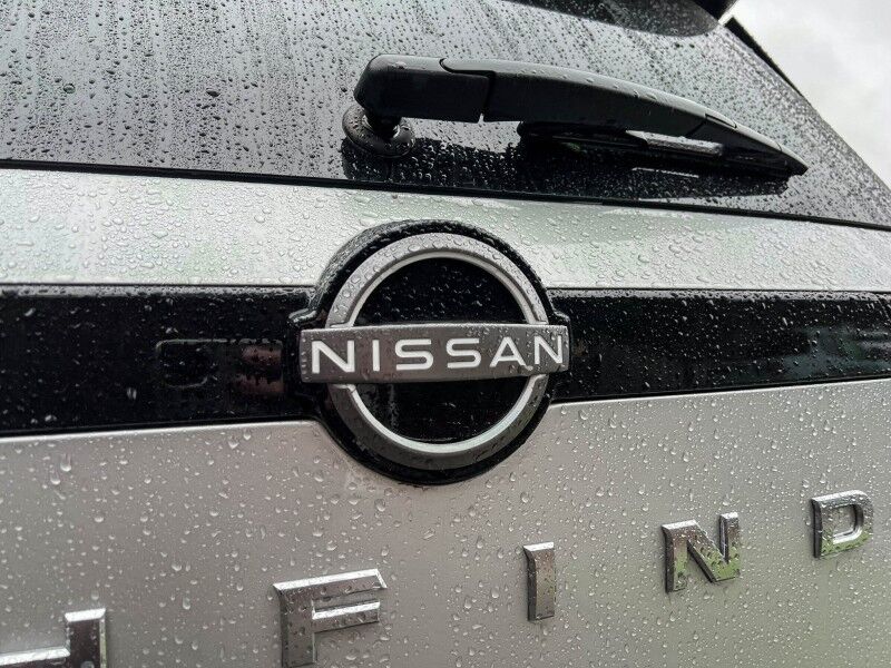 2025 Nissan Pathfinder Platinum Wilmington NC