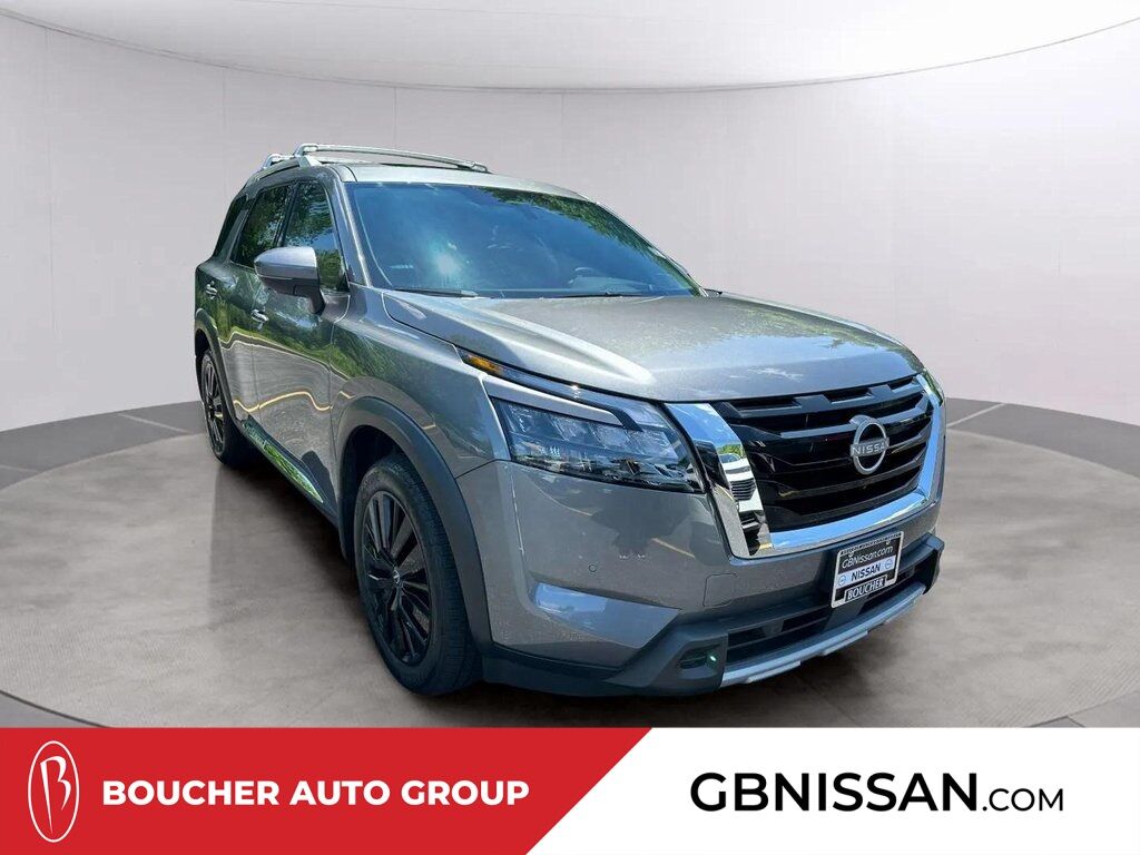 2025 Nissan Pathfinder Platinum w/Captain&apos;s Chairs Package San Clemente CA