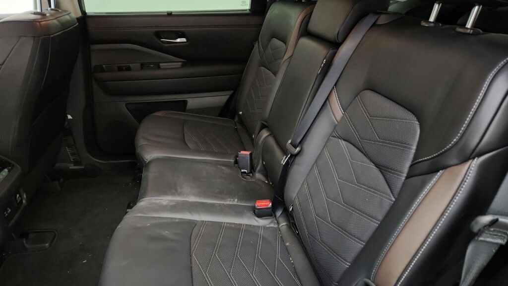 2025 Nissan Pathfinder Platinum Laurel MD