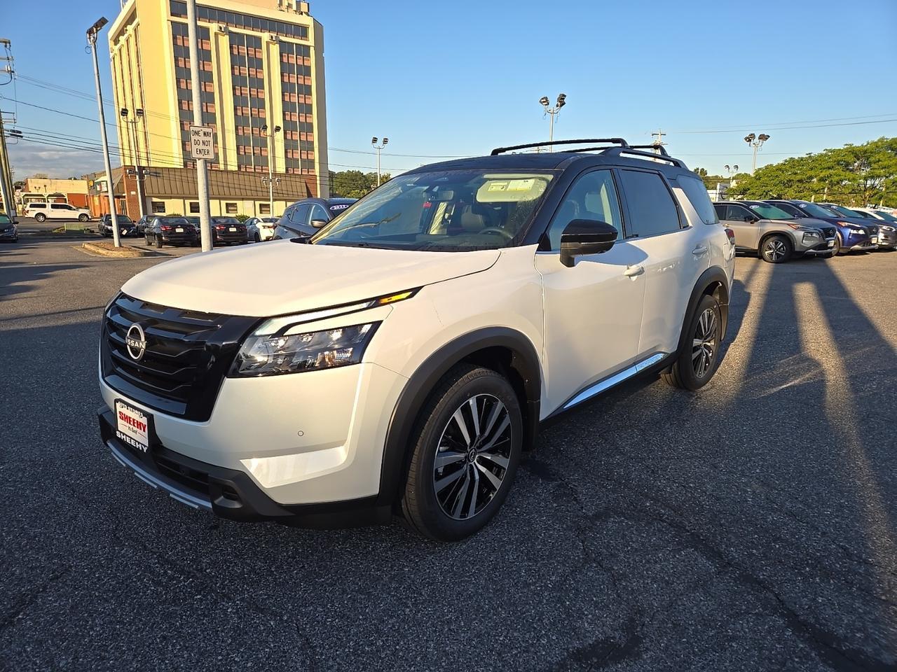 2025 Nissan Pathfinder Platinum Glen Burnie MD