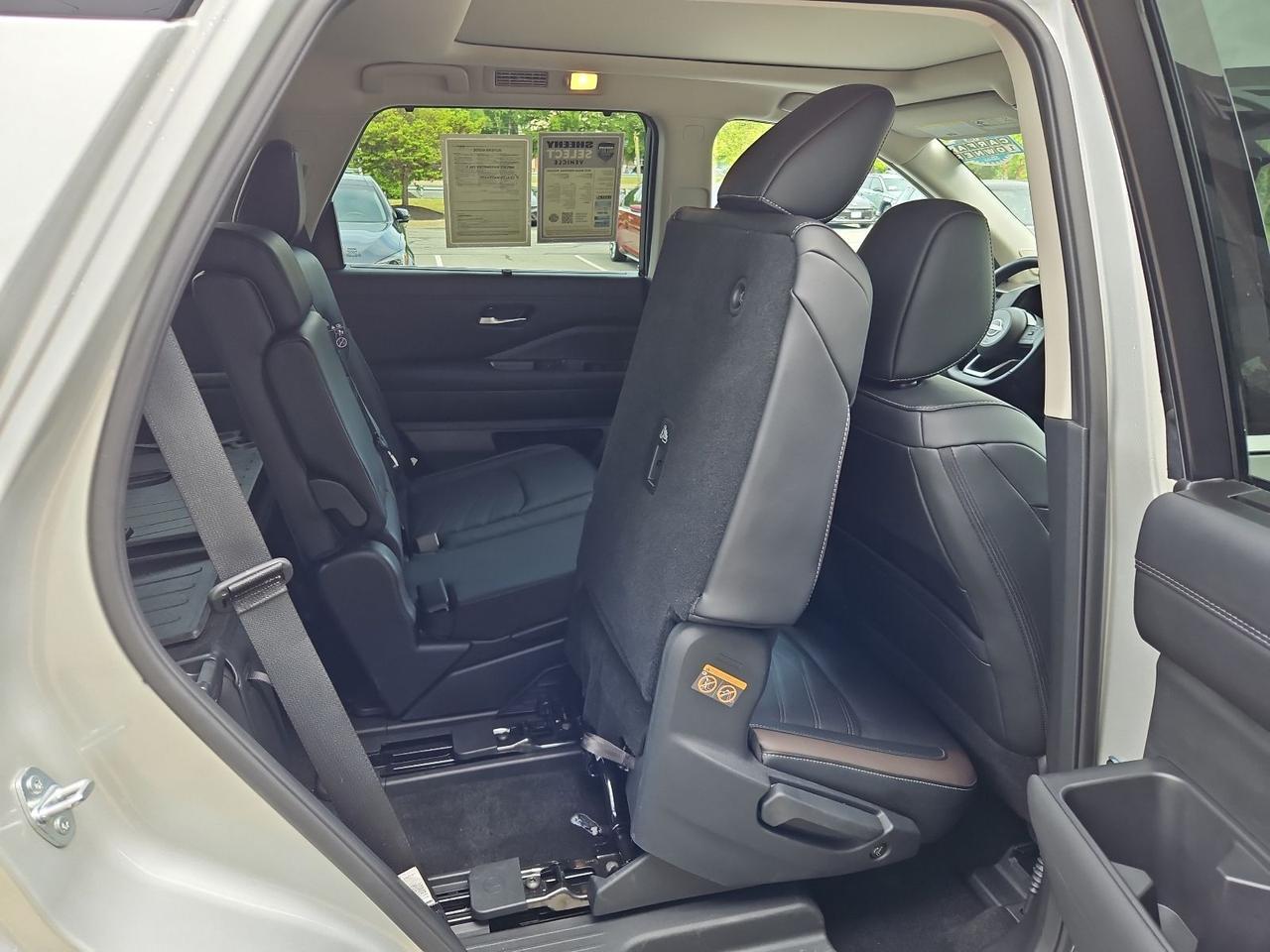 2025 Nissan Pathfinder Platinum Waldorf MD