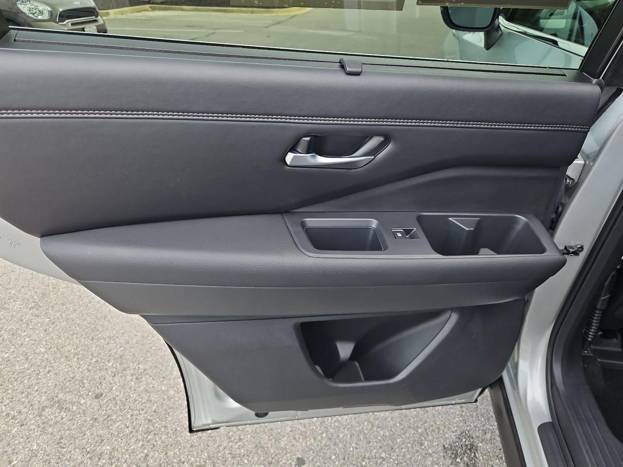 2025 Nissan Pathfinder Platinum Waldorf MD