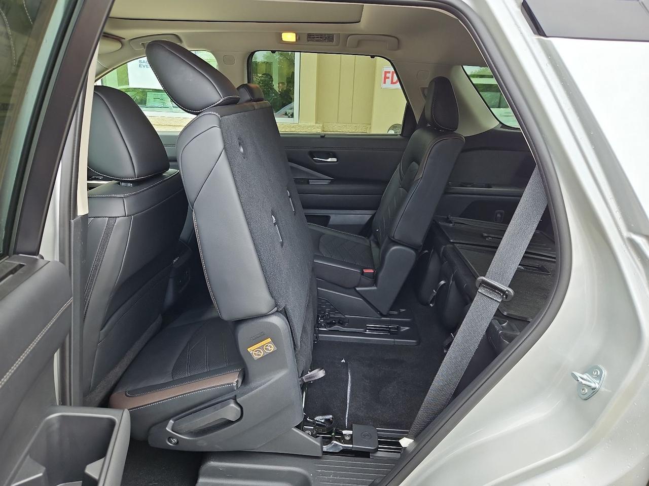 2025 Nissan Pathfinder Platinum Waldorf MD