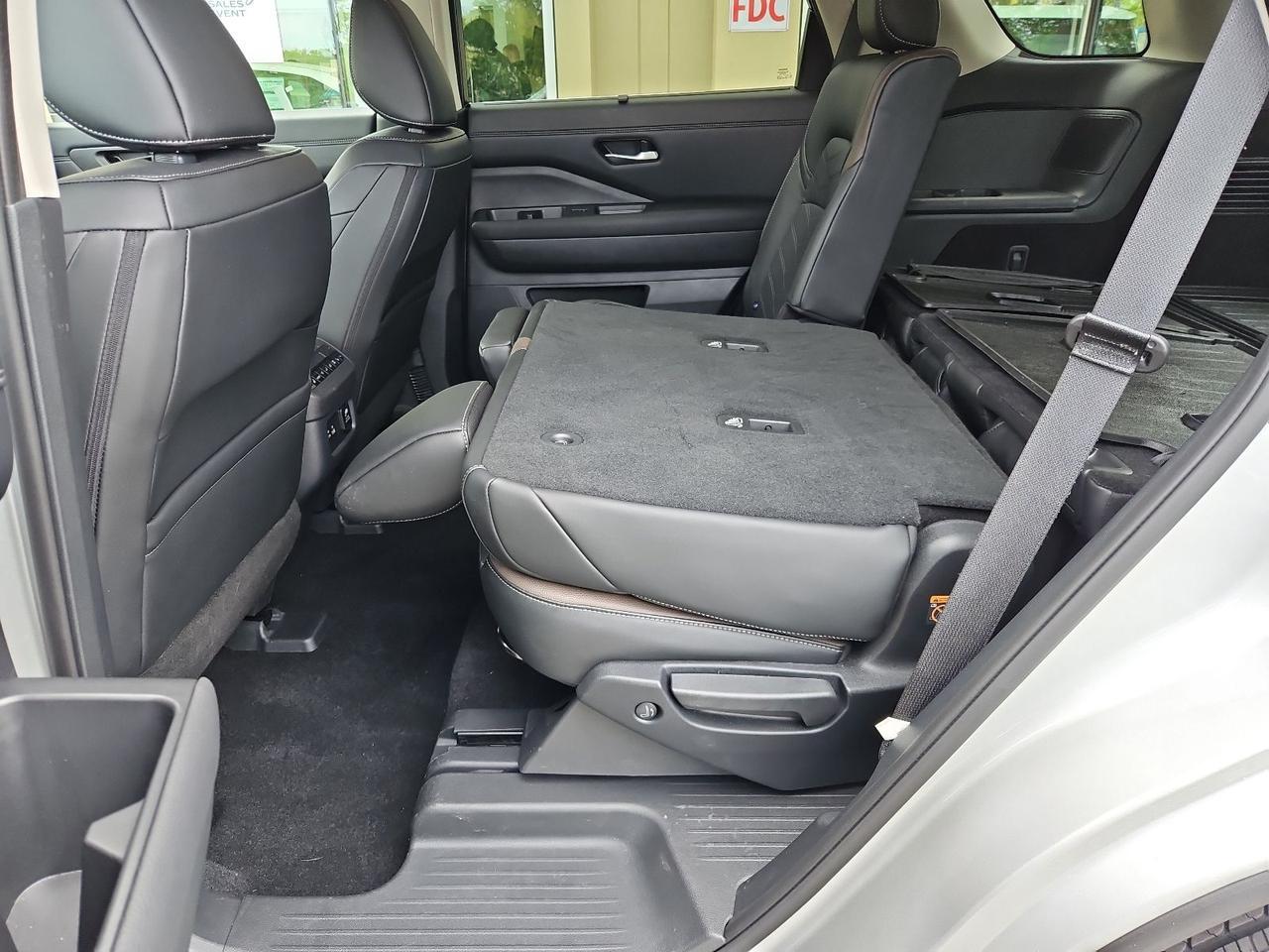 2025 Nissan Pathfinder Platinum Waldorf MD