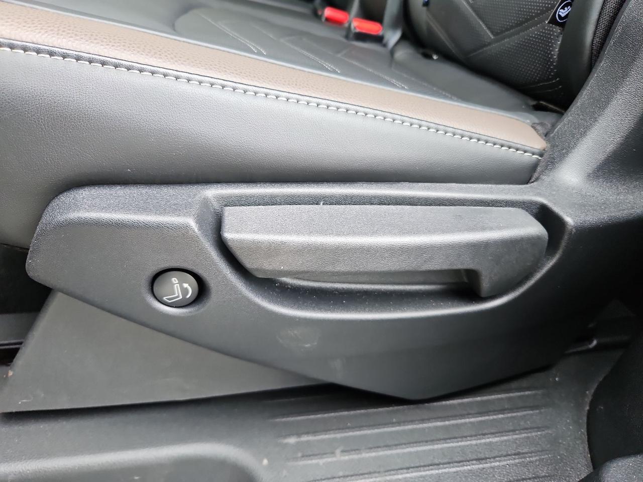 2025 Nissan Pathfinder Platinum Waldorf MD