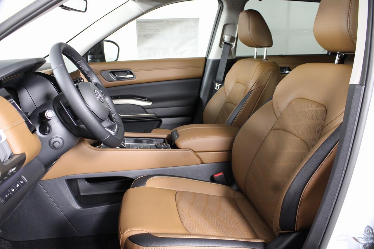 2025 Nissan Pathfinder Platinum Manassas VA