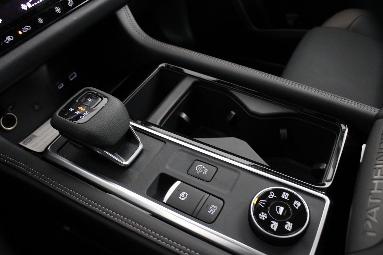 2025 Nissan Pathfinder Platinum Manassas VA