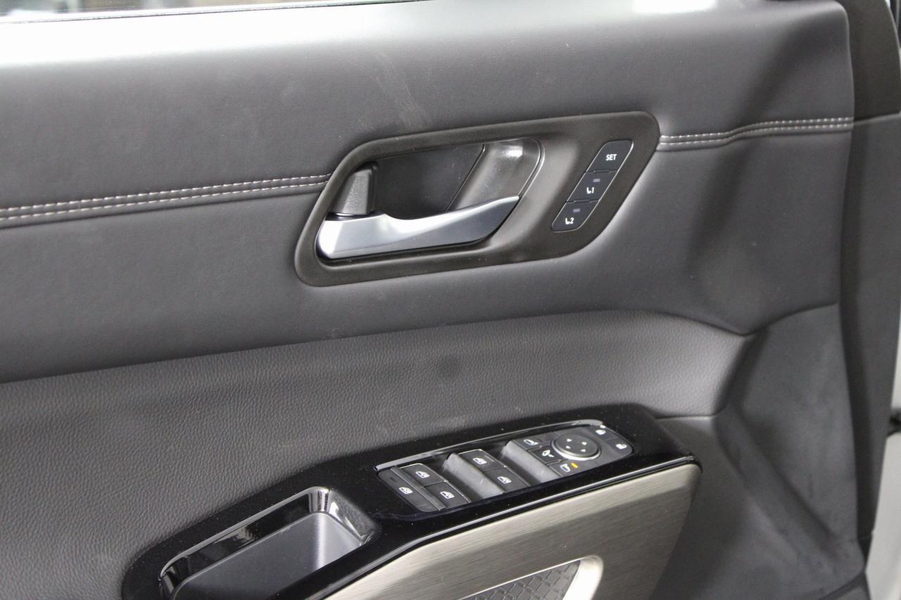 2025 Nissan Pathfinder Platinum Manassas VA