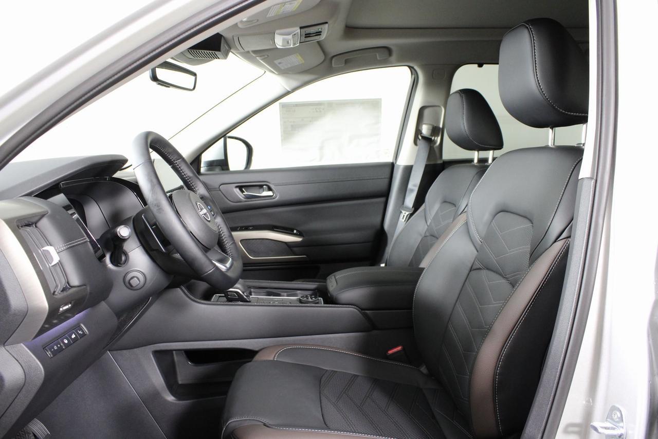 2025 Nissan Pathfinder Platinum Manassas VA