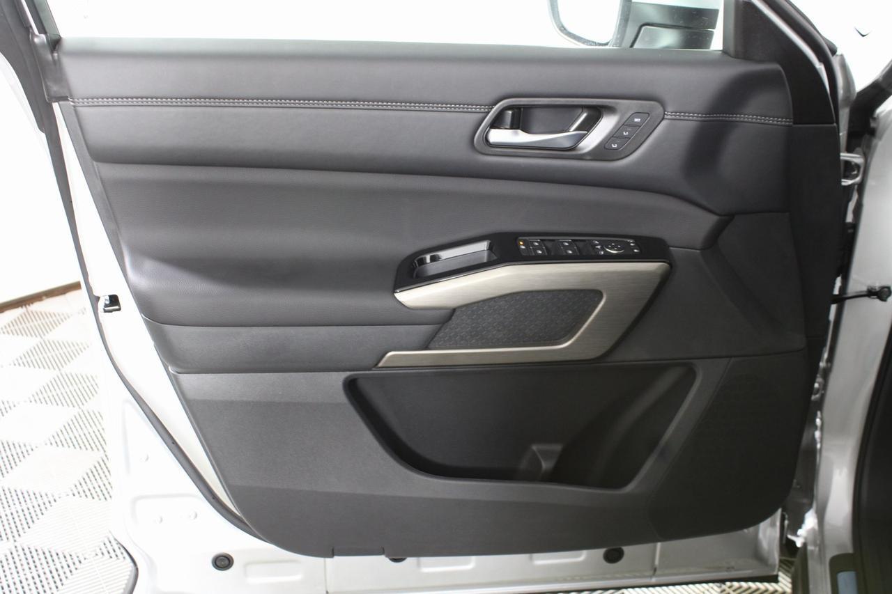 2025 Nissan Pathfinder Platinum Manassas VA