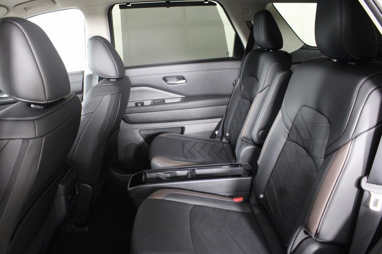 2025 Nissan Pathfinder Platinum Manassas VA