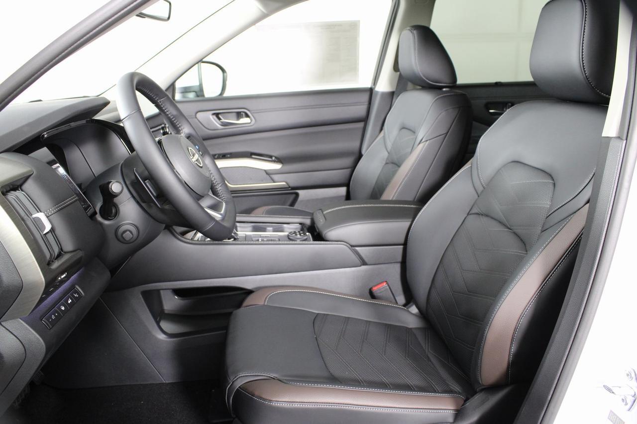 2025 Nissan Pathfinder Platinum Manassas VA