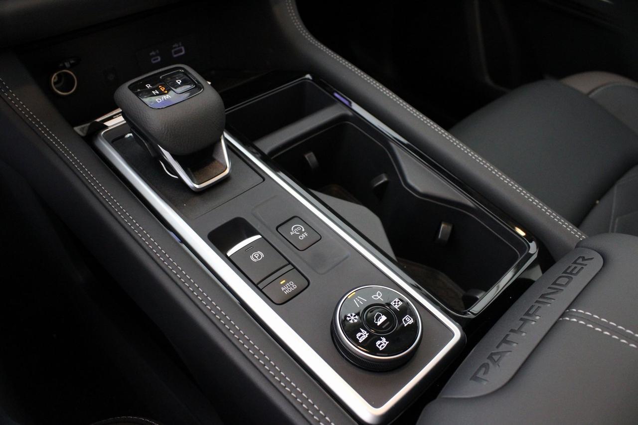 2025 Nissan Pathfinder Platinum Manassas VA