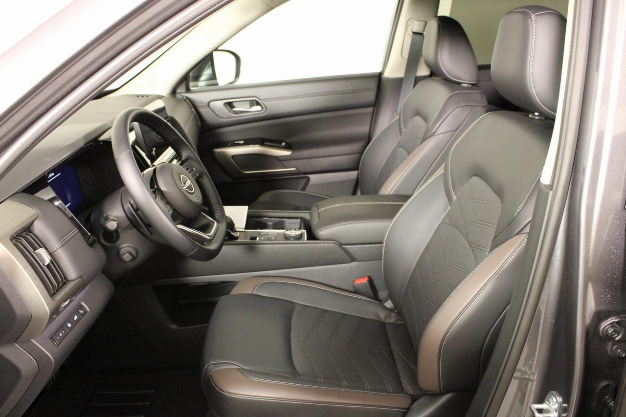 2025 Nissan Pathfinder Platinum Manassas VA