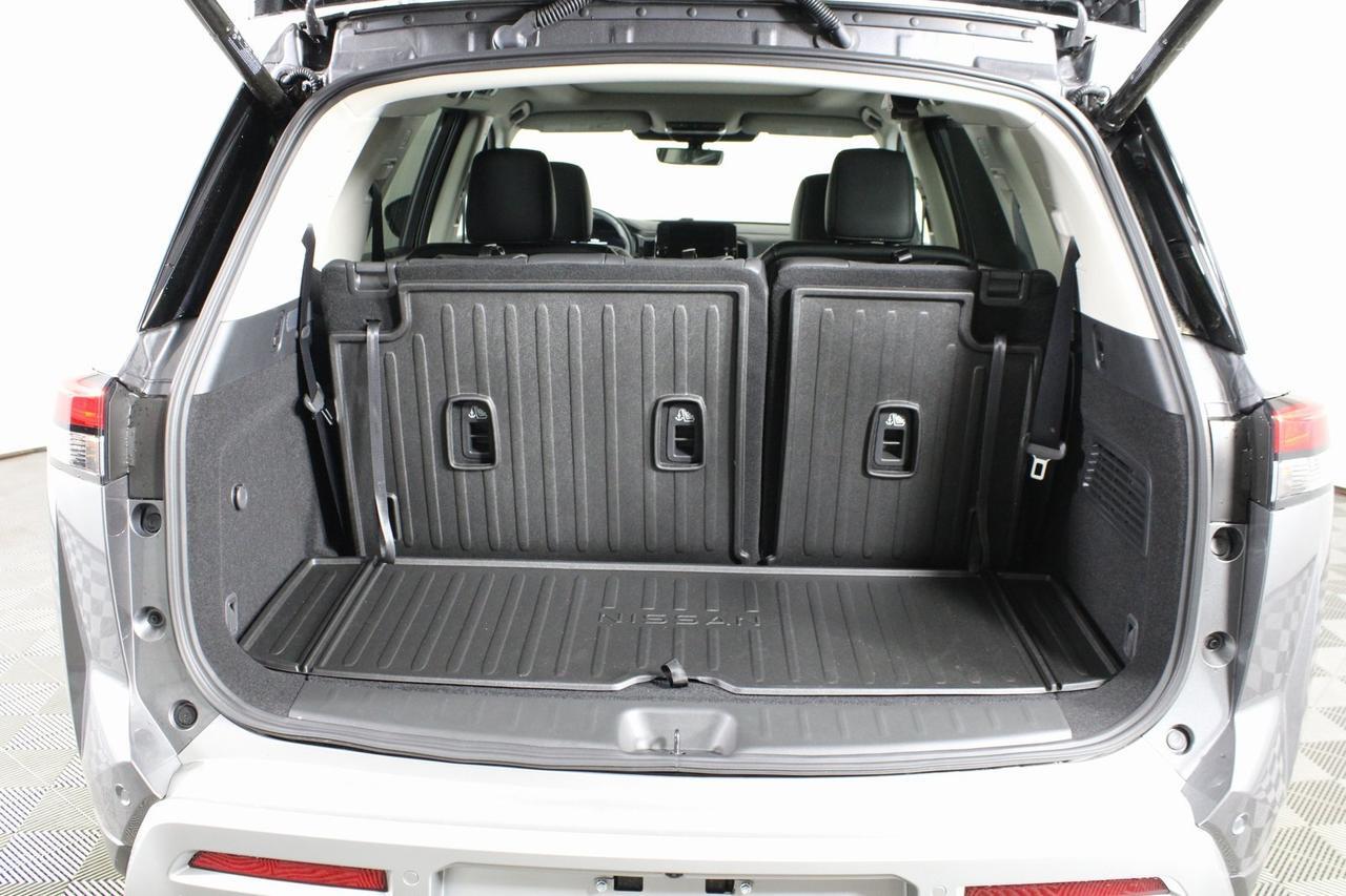 2025 Nissan Pathfinder Platinum Manassas VA