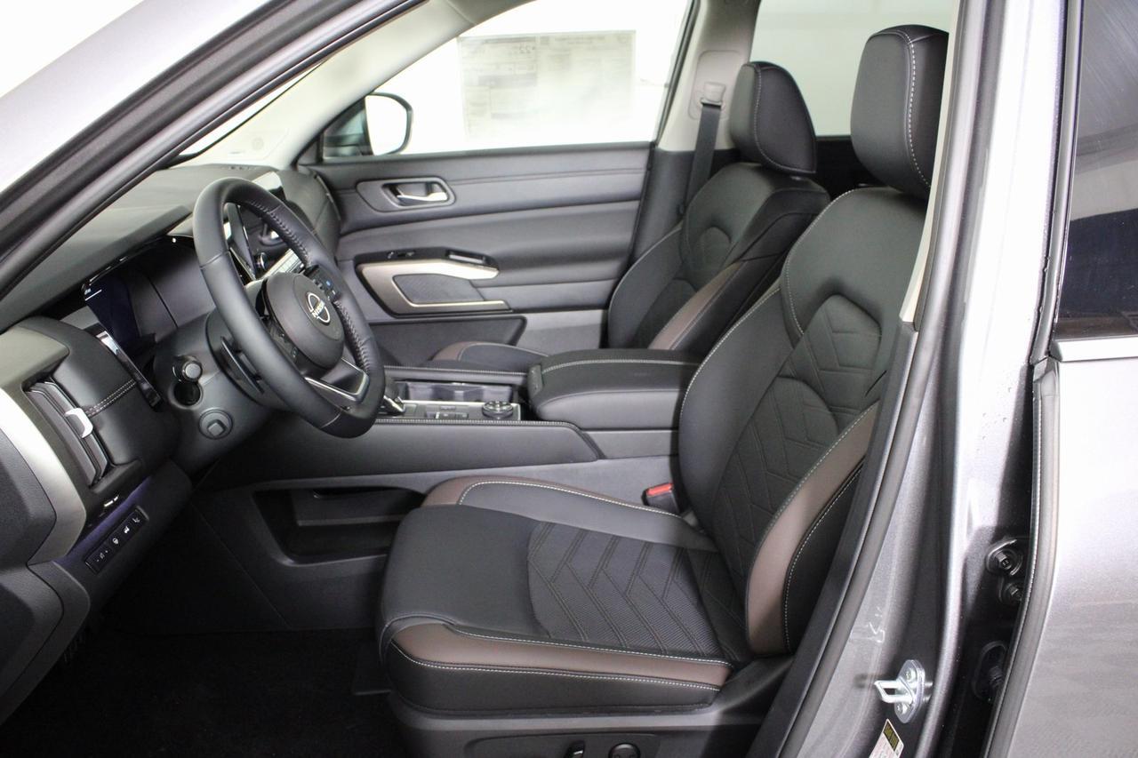 2025 Nissan Pathfinder Platinum Manassas VA