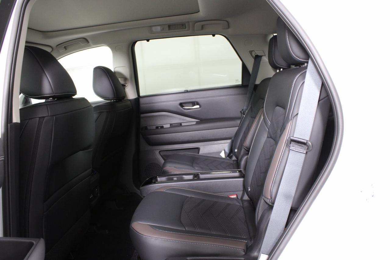 2025 Nissan Pathfinder Platinum Manassas VA