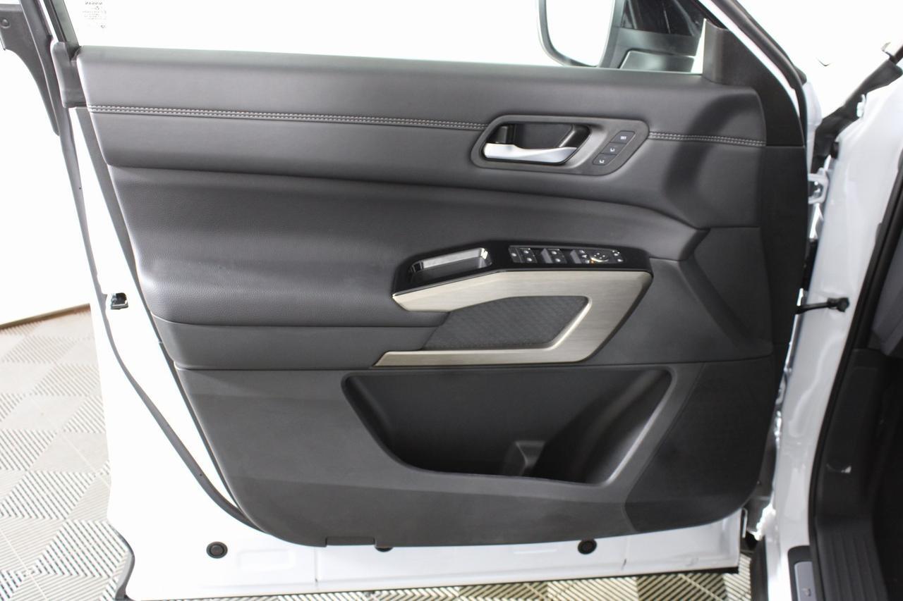 2025 Nissan Pathfinder Platinum Manassas VA