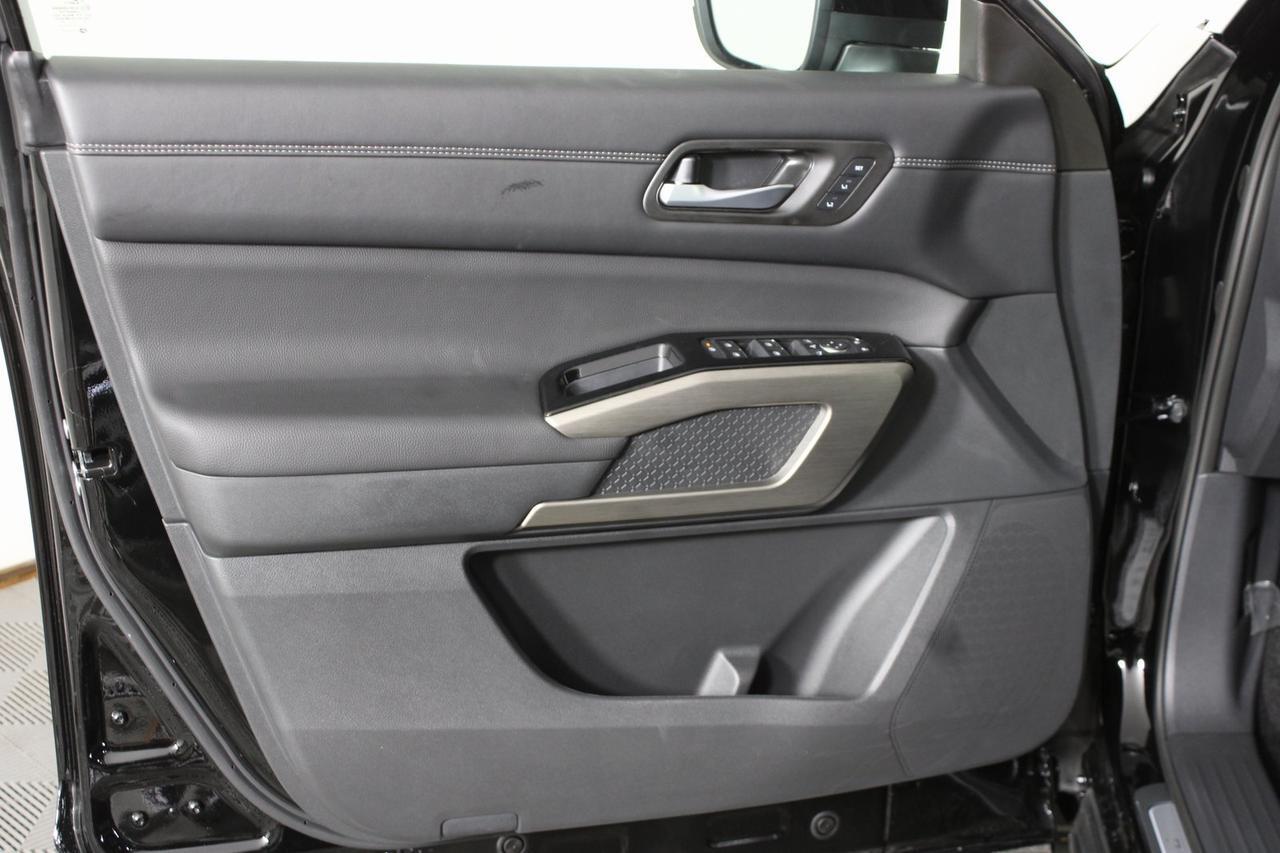 2025 Nissan Pathfinder Platinum Manassas VA