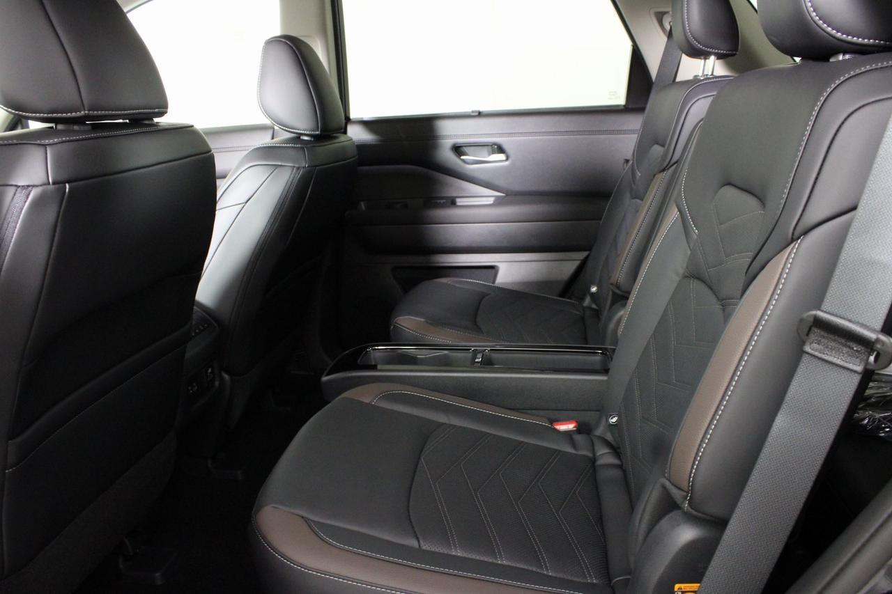 2025 Nissan Pathfinder Platinum Manassas VA