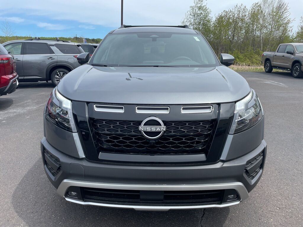 2025 Nissan Pathfinder Rock Creek 4WD Duluth MN