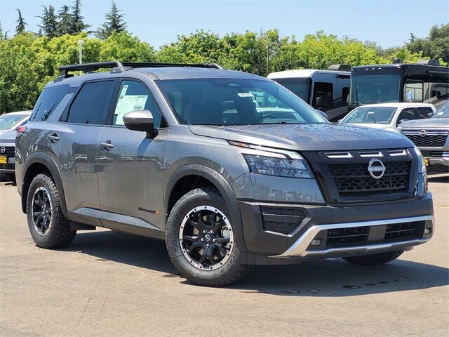 2025 Nissan Pathfinder Rock Creek